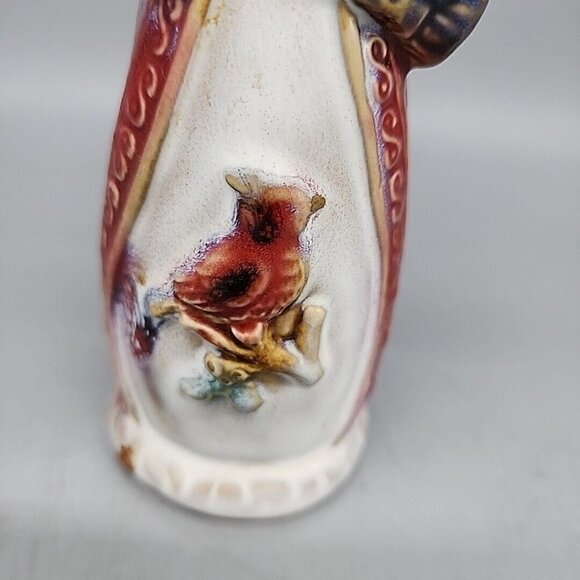 Christmas Winter Ceramic Snowman With A Cardinal Bird Glazed Shiny 8" - Picture 2 of 8